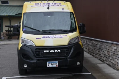 2025 RAM PROMASTER 159 2500 BUS DOOR AIRPORT SHUTTLE BUS - 2025 RAM PROMASTER SHUTTLE - Image 4 of 8