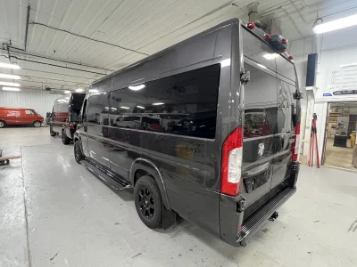 2026 RAM PROMASTER 3500 - GALAXY PACKAGE - GRANITE CRYSTAL METALLIC (PAU) - ABERDEEN SEATING - 2026 RAM PROMASTER GALAXY LUXURY - Image 13 of 16