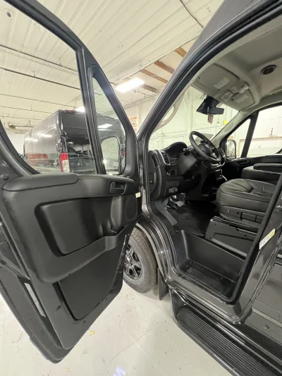 2026 RAM PROMASTER 3500 - GALAXY PACKAGE - GRANITE CRYSTAL METALLIC (PAU) - ABERDEEN SEATING - 2026 RAM PROMASTER GALAXY LUXURY - Image 6 of 16