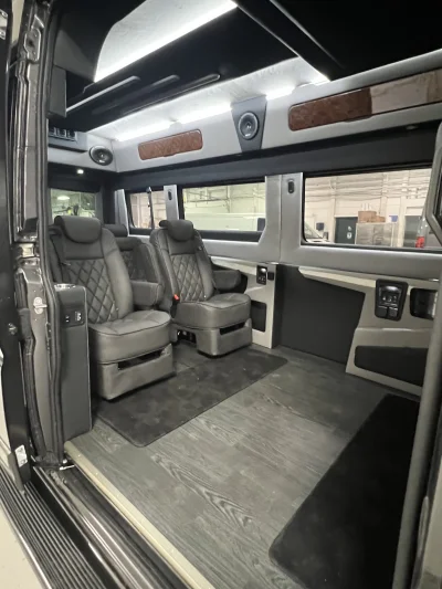 2026 RAM PROMASTER 3500 - GALAXY PACKAGE - GRANITE CRYSTAL METALLIC (PAU) - ABERDEEN SEATING - 2026 RAM PROMASTER GALAXY LUXURY - Image 7 of 16