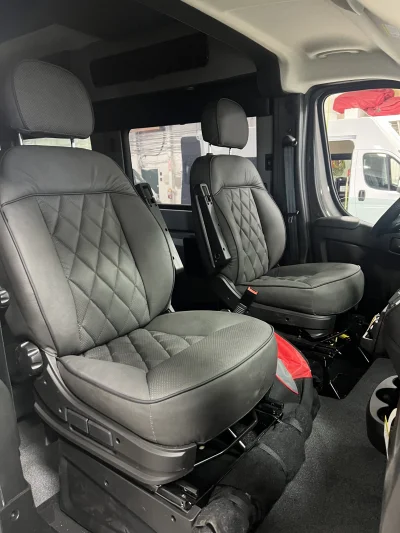 CUSTOM GOLF VAN UNIVERSITY CONVERSION VANS 9 PASSENGER GRANITE LUXURY TRAVEL TEAMS VEHICLE BY WALDOCH - 2026 RAM PROMASTER GALAXY - Image 6 of 18