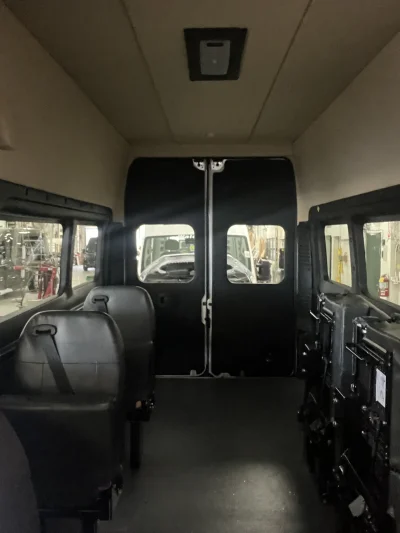 2026 RAM PROMASTER - 10 PASSENGER MOBILITY - BRIGHT WHITE - GRAY SEATING - 2026 RAM PROMASTER MOBILITY - Image 9 of 18