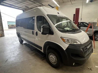 2026 RAM PROMASTER 2500 - MOBILITY PACKAGE - BRIGHT WHITE (PW7) GREY SEATING - 2026 RAM PROMASTER MOBILITY - Image 3 of 16