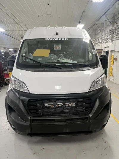 2026 RAM PROMASTER - 8 PASSENGER MOBILITY - BRIGHT WHITE - GRAY SEATING - 2026 RAM PROMASTER MOBILITY - Image 2 of 18