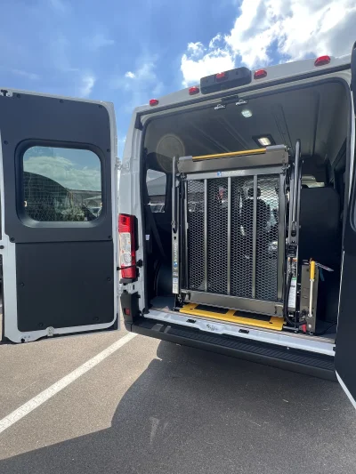 2026 RAM PROMASTER 2500 - MOBILTY PACKAGE - BRIGHT WHITE (PW7) GRAY SEATING - 2026 RAM PROMASTER MOBILITY - Image 11 of 18