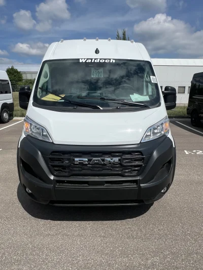 2026 RAM PROMASTER 2500 - MOBILTY PACKAGE - BRIGHT WHITE (PW7) GRAY SEATING - 2026 RAM PROMASTER MOBILITY - Image 2 of 18