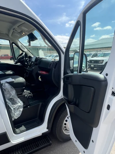 2026 RAM PROMASTER 2500 - MOBILTY PACKAGE - BRIGHT WHITE (PW7) GRAY SEATING - 2026 RAM PROMASTER MOBILITY - Image 5 of 18