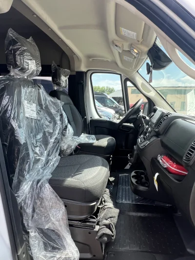 2026 RAM PROMASTER 2500 - MOBILTY PACKAGE - BRIGHT WHITE (PW7) GRAY SEATING - 2026 RAM PROMASTER MOBILITY - Image 6 of 18