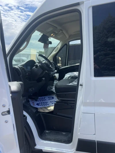 2026 RAM PROMASTER 2500 - MOBILITY PACKAGE - BRIGHT WHITE (PW7) - GREY SEATING - 2026 RAM PROMASTER MOBILITY - Image 15 of 19