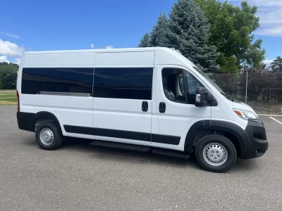 2026 RAM PROMASTER 2500 - MOBILITY PACKAGE - BRIGHT WHITE (PW7) - GREY SEATING - 2026 RAM PROMASTER MOBILITY - Image 4 of 19