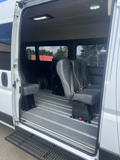 2026 RAM PROMASTER 2500 - MOBILITY PACKAGE - BRIGHT WHITE (PW7) - GREY SEATING - 2026 RAM PROMASTER MOBILITY - Image 8 of 19