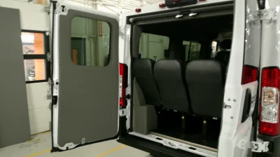 2026 RAM PROMASTER SHUTTLE - 10 PASSENGER - BRIGHT WHITE WITH REAR SIDE WINDOWS - 2026 RAM PROMASTER SHUTTLE - Image 12 of 18