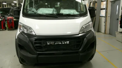 2026 RAM PROMASTER SHUTTLE - 10 PASSENGER - BRIGHT WHITE WITH REAR SIDE WINDOWS - 2026 RAM PROMASTER SHUTTLE - Image 2 of 18