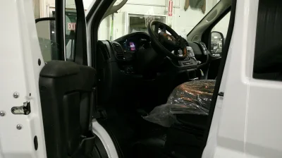 2026 RAM PROMASTER SHUTTLE - 10 PASSENGER - BRIGHT WHITE WITH REAR SIDE WINDOWS - 2026 RAM PROMASTER SHUTTLE - Image 17 of 17