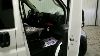 2026 RAM PROMASTER SHUTTLE 118 LOW ROOF 10 PASSENGER - 2026 RAM PROMASTER SHUTTLE - Image 6 of 16