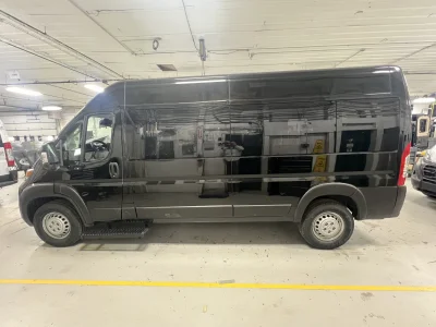 2026 RAM PROMASTER - 12 PASSENGER SHUTTLE - BLACK - GRAY SEATING - 2026 RAM PROMASTER SHUTTLE - Image 15 of 18