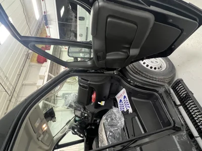 2026 RAM PROMASTER - 12 PASSENGER SHUTTLE - BLACK - GRAY SEATING - 2026 RAM PROMASTER SHUTTLE - Image 6 of 18