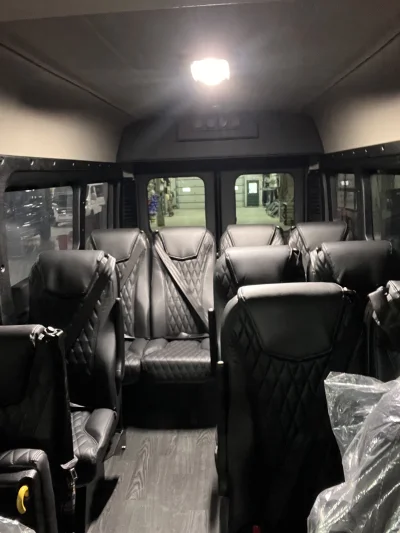 2026 RAM PROMASTER - 12 PASSENGER SHUTTLE - DIAMOND BLACK - BLACK ELEGANZA SEATING - 2026 RAM PROMASTER SHUTTLE - Image 7 of 17