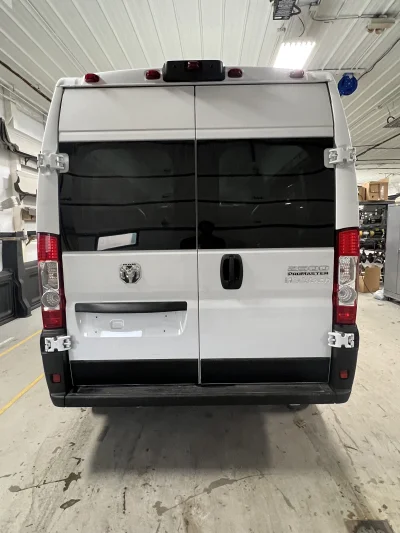 2026 RAM PROMASTER - 10 PASSENGER SHUTTLE - BRIGHT WHITE - GRAY SEATING - 2026 RAM PROMASTER SHUTTLE - Image 12 of 18