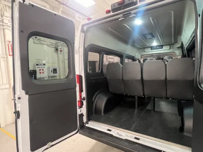2026 RAM PROMASTER - 10 PASSENGER SHUTTLE - BRIGHT WHITE - GRAY SEATING - 2026 RAM PROMASTER SHUTTLE - Image 10 of 17