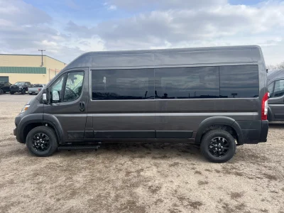 2026 RAM PROMASTER - 10 PASSENGER SHUTTLE - GRANITE CRYSTAL METALLIC - GRAY SEATING - 2026 RAM PROMASTER SHUTTLE - Image 14 of 16
