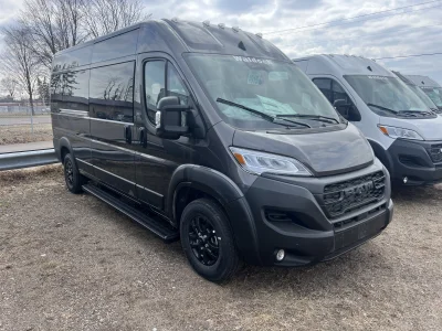 2026 RAM PROMASTER - 10 PASSENGER SHUTTLE - GRANITE CRYSTAL METALLIC - GRAY SEATING - 2026 RAM PROMASTER SHUTTLE - Image 3 of 16