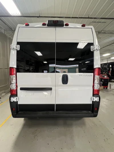 2026 RAM PROMASTER - 12 PASSENGER SHUTTLE - BRIGHT WHITE - GRAY SEATING - 2026 RAM PROMASTER SHUTTLE - Image 14 of 18