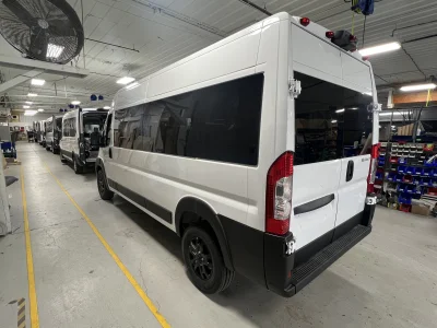 2026 RAM PROMASTER - 12 PASSENGER SHUTTLE - BRIGHT WHITE - GRAY SEATING - 2026 RAM PROMASTER SHUTTLE - Image 15 of 18