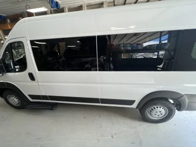 2026 RAM PROMASTER 2500 - 10 PASSENGER SHUTTLE PACKAGE - BRIGHT WHITE (PW7) - GRAY SEATING - 2026 RAM PROMASTER SHUTTLE - Image 16 of 18