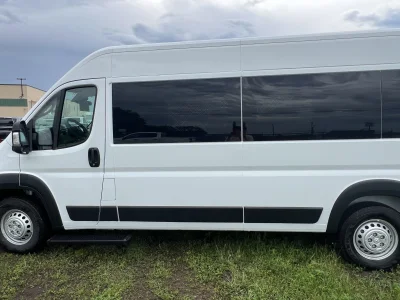 2026 RAM PROMASTER 2500 - PRISONER TRANSPORT  PACKAGE - BRIGHT WHITE (PW7) - GRAY SEATING - 2026 RAM PROMASTER SHUTTLE - Image 16 of 19
