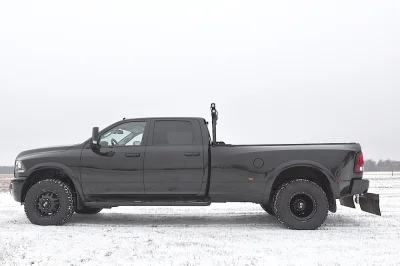 BLACK CRYSTAL 2 - 2015 RAM  BIG WHEELER - Image 3 of 8