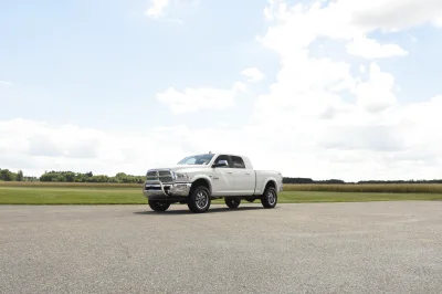 BRIGHT WHITE 2 - 2017 RAM  M80 - Image 7 of 9