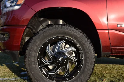 RED - 2020 RAM  LEVEL - Image 5 of 9