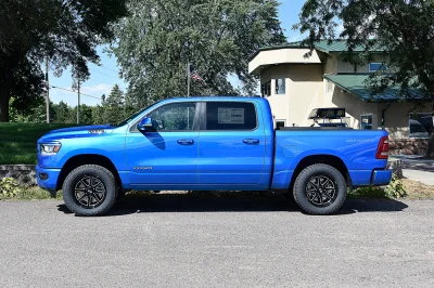 BLUE 1 - 2020 RAM  LEVEL - Image 3 of 6