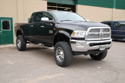 BLACK - 2020 RAM  RAMPAGE - Image 12 of 29