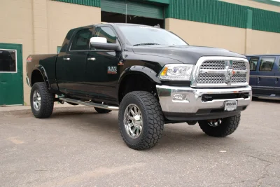 BLACK - 2020 RAM  RAMPAGE - Image 13 of 29