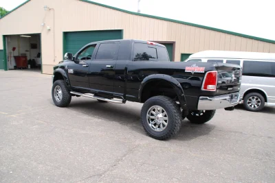 BLACK - 2020 RAM  RAMPAGE - Image 21 of 29