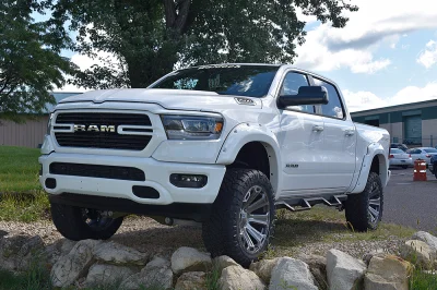 WHITE 2 - 2021 RAM  LIFT - Image 2 of 6