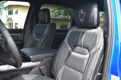 BLUE - 2021 RAM  LIFT - Image 12 of 13