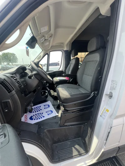RAM PROMASTER 2500 MOBILITY VAN BUILT BY WALDOCH - 2025 RAM RAM 2500 MOBILITY - Image 4 of 14